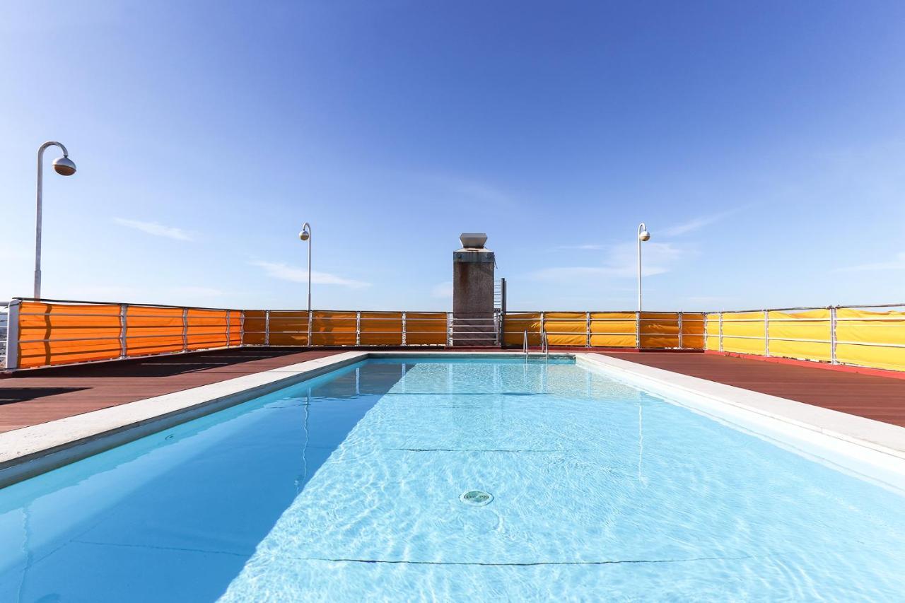 Lisbon Flower 360º - Your Lovely Flat With Pool And Parking Eksteriør billede